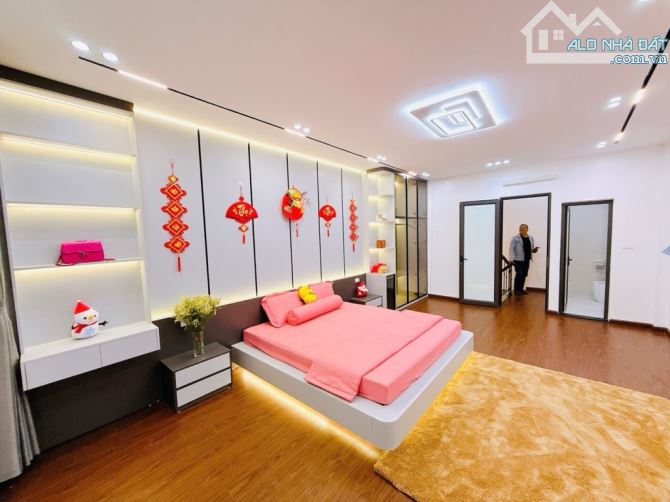HOT PHỐ HOÀNG NGỌC PHÁCH–ÔTÔ–30M2x6TẦNG–HƠN 8 TỶ - 10