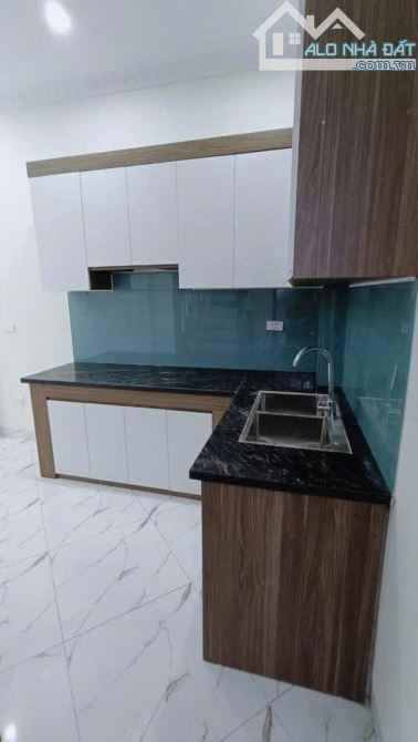 Tứ Hiệp - Kinh doanh_ 15.x tỷ- Mặt phố trung tâm - 2