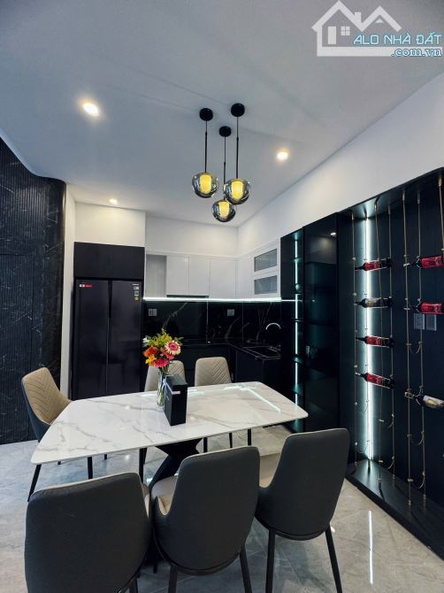 Nhà kiệt 82/33 Nguyễn Chánh .gần biển nguyễn tất thành - 11