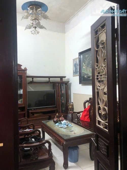 Bán gấp nhà phố Đại Từ - Ô tô tránh - Kinh doanh đỉnh - 102m2 - MT6m - 15 tỷ - 1