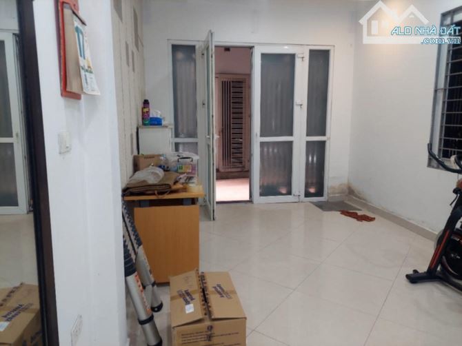 BÁN NHÀ PHỐ CHÙA BỘC, ĐỐNG ĐA, 30M RA Ô TÔ DỪNG ĐỖ, ĐẸP, Ở NGAY, 50M X 5 TẦNG, GIÁ 8 TỶ - 1