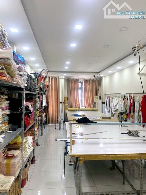 BÁN GẤP NHÀ 4 TẦNG ,4PN ,HẺM XE HƠI TRẦN XUÂN SOẠN ,QUẬN 7 ,NHĨNH 10 TỶ. - 1