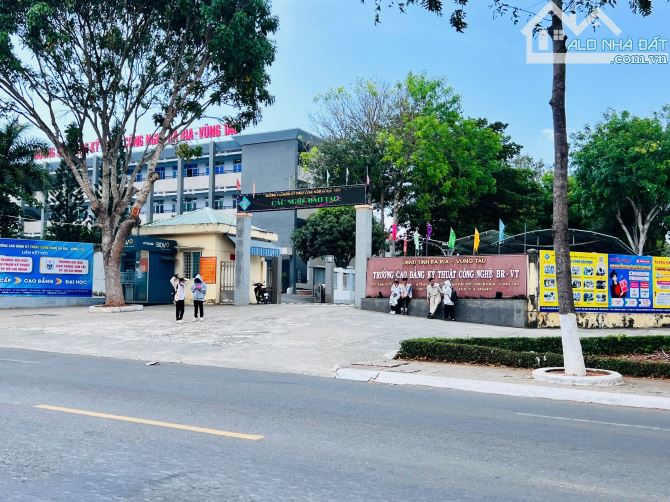 Cặp kiot và phòng trọ Nam Kỳ Khởi Nghĩa DT 5tr/tháng Giá chỉ 2tỷ - 1