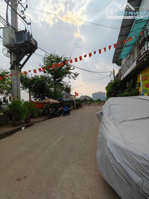 Siêu rẻ, nhà C4 HXT 7m, DT 98.1m2 5x20m. Khu dân cư đồng bộ cao lầu. Kế bờ sông thoáng mát - 1