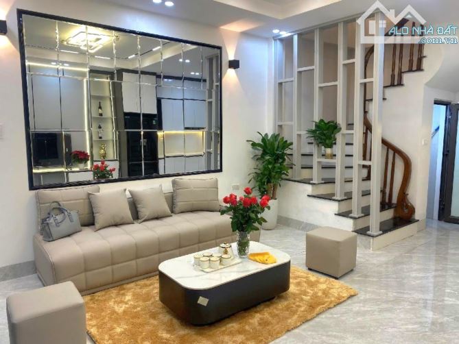 TÂN TRIỀU - TRIỀU KHÚC  - NGÕ THÔNG - CÁCH Ô TÔ 20M - NHÀ ĐẸP Ở NGAY! - 1