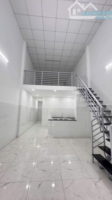 Bán nhà 4.2*14m. Đường nhựa. KP1-2 Thị Trấn Hóc Môn - 1