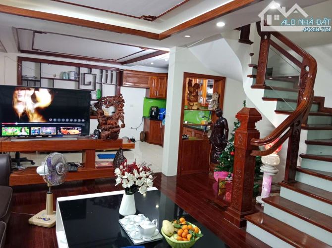 Nhà Võng Thị 151m*5T, MT 8m, ngõ rộng 8m, 2 ô tô tránh, 3 thoáng, 2 mặt ngõ giá 36.2 tỷ - 1