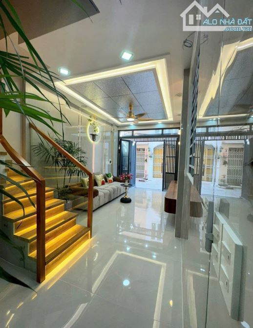 🧱 Tâm điểm đầu tư – Trần Quốc Thảo – 54m2 – 3 tầng – Nở hậu 6.7m - 1