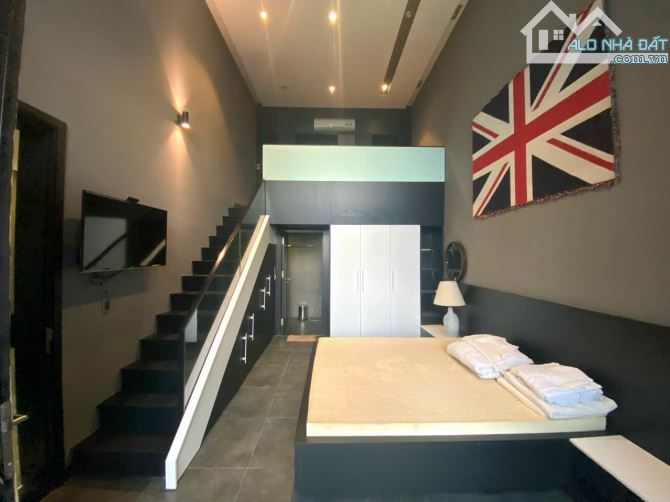 Bán Căn Biệt Thự 252m2 - 3 tầng VIP góc 2 MT Mỹ Khê 1, Gần Võ Văn Kiệt, Gần Biển Mỹ Khê