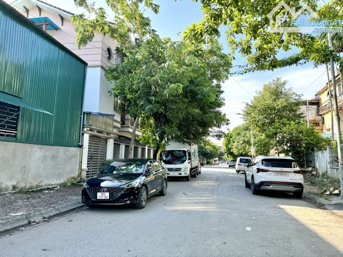 Hàng siêu mẫu TDC 7.2ha Trâu Quỳ, Vỉa hè oto tránh, 90M2 - MT 7m giá đầu tư - 1