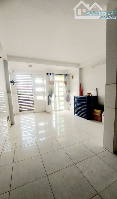 cần bán MẶT TIỀN KINH DOANH, dt 85M2 × 5Tầng, Mt 15M2, Song Hành  Tân Hưng Thuận Quận 12, - 1