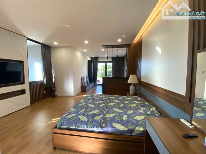 Bán Căn Biệt Thự 252m2 - 3 tầng VIP góc 2 MT Mỹ Khê 1, Gần Võ Văn Kiệt, Gần Biển Mỹ Khê - 13