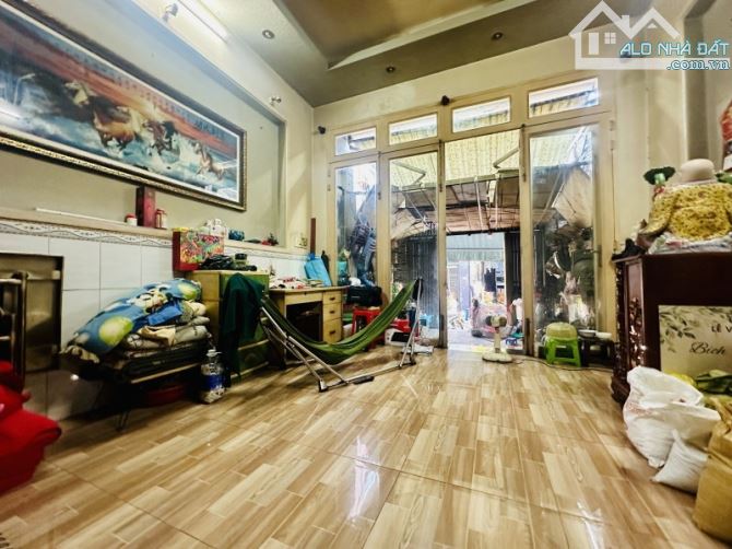 C94 🔥 BÁN NHÀ LÊ VĂN LƯƠNG HẺM XE HƠI - KINH DOANH TỐT - TÂN KIỂNG, QUẬN 7 - CHỈ 8.X TỶ - 2