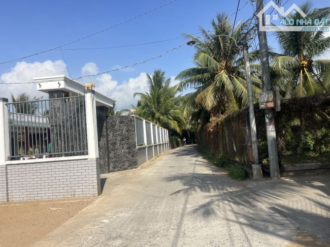 Bán 2.400 m2 đất có thổ cư mặt đuờng ô tô cách QL1A 300m,xã Phuớc Thạnh tp Mỹ Tho - 2
