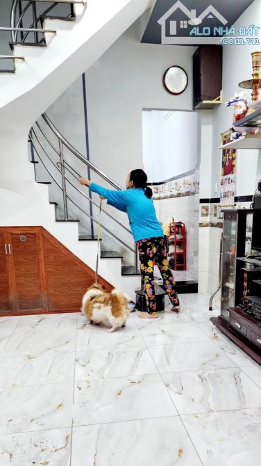 🌻Bán nhà Nguyễn Văn Quỳ, quận 7, 24m2, 3 tầng, 3PN, nhở hơn 3 tỷ - 2