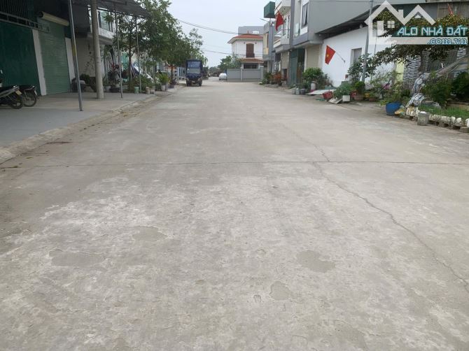 Bán nhanh Hoa Hậu lô góc 2 mặt tiền,DT 107m2,đường nhựa 2 oto tránh,cạnh đường QH Tứ Liên - 2