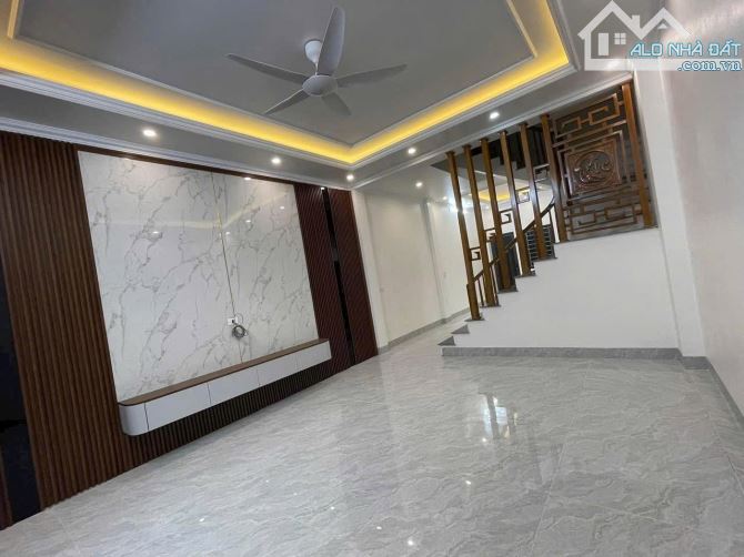 🌿🌿 BÁN NHÀ NGÕ CẦU ĐÔNG – Ô TÔ 7 CHỖ ĐỖ CỬA – GIÁ CHỈ 2.6 TỶ - 2