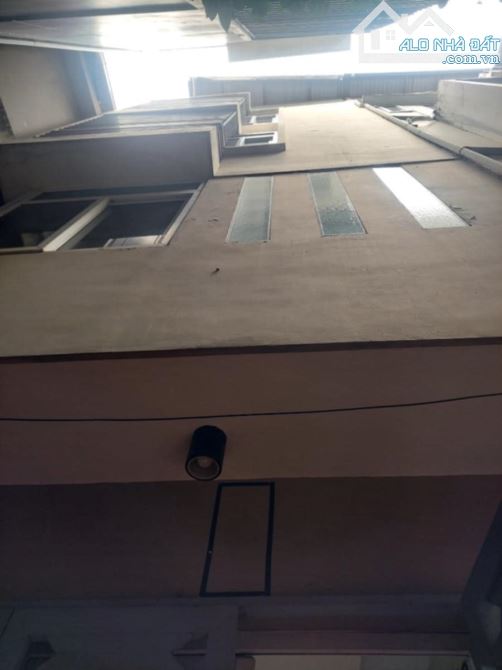 BÁN NHÀ PHỐ CHÙA BỘC, ĐỐNG ĐA, 30M RA Ô TÔ DỪNG ĐỖ, ĐẸP, Ở NGAY, 50M X 5 TẦNG, GIÁ 8 TỶ - 2