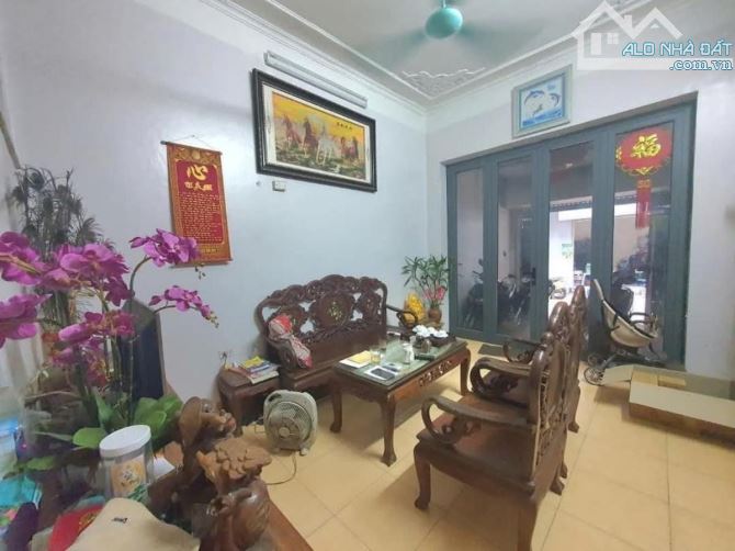 Bán nhà phân lô Hoàng Văn Thái 70m2 4 tầng ô tô tránh - kinh doanh giá 16.8 tỷ - 2