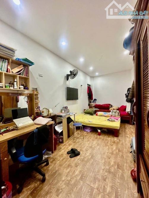 Chính chủ bán gấp nhà ngõ rộng, 291 Khương Trung, Thanh Xuân. DT 30m2, 4 tầng. Giá 4,78 tỷ - 2