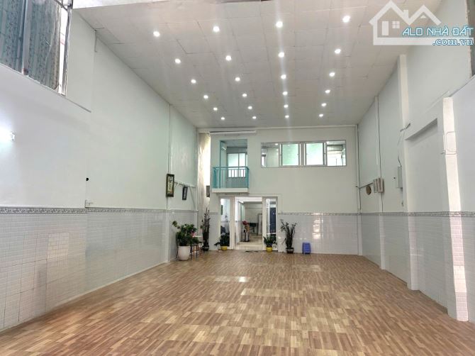 Bán Nhà Hẻm Xe Hơi, Phạm Hữu Lầu, 200m2, 2 Tầng, Chỉ 10 Tỷ 5, Phú Mỹ, Quận 7 - 2