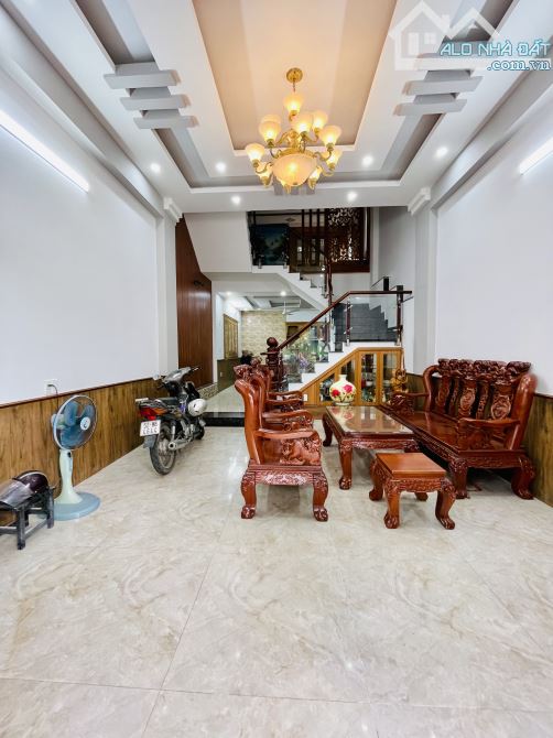 VỀ BẮC NÊN BÁN GẤP NHÀ TRẦN THỊ TRỌNG, 5 TẦNG, HẺM 6M CÓ LỀ, NGANG 4,5M - CHỈ 7 tỷ 99 bớt - 2