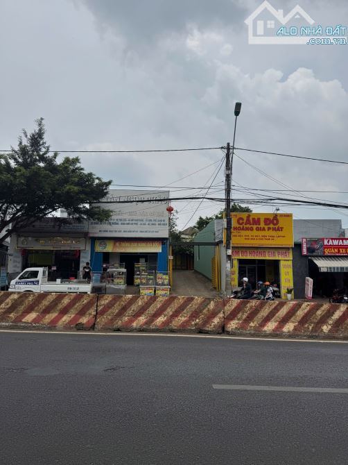 Bán nhà mặt tiền Nguyễn Văn Cừ - 2