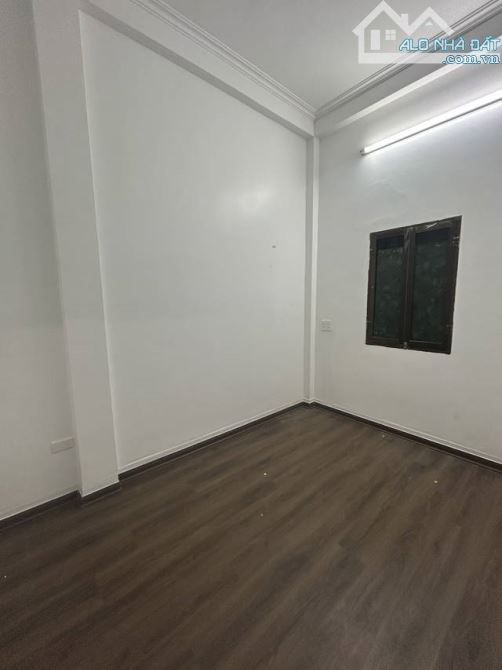 Bán nhà Phố Khương Trung - Thanh Xuân 42m*4T giá chỉ gần 8tỷ - 2