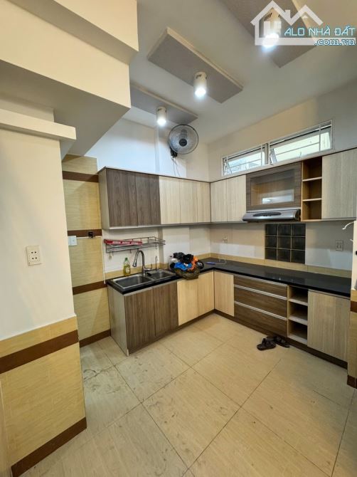 Nhà bán quận phú nhuận phường 15 nguyễn trọng tuyển 4 tầng btct hẻm xe hơi chỉ 7,x tỷ - 2