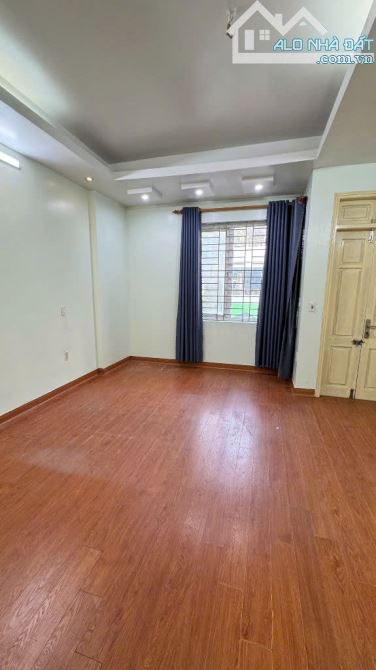 Cho thuê nhà Liền Kề Mậu Lương Hà Đông 50m2x5 tầng Giá 14,5Tr - 2