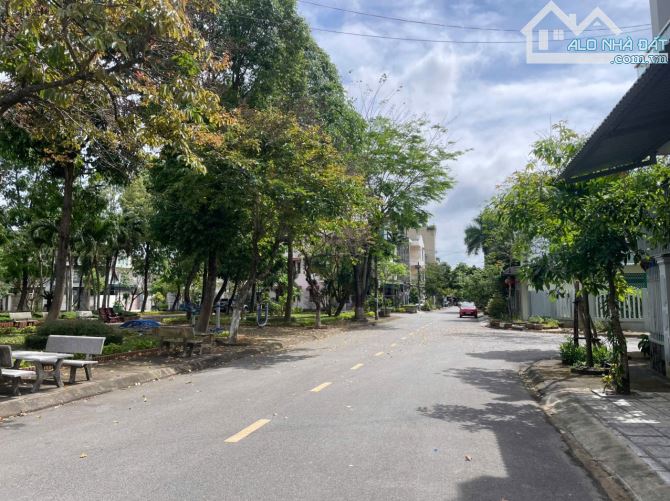 Mặt tiền đường Thành Thái thuộc Trần Phú vị trí an cư lí tưởng. - 2