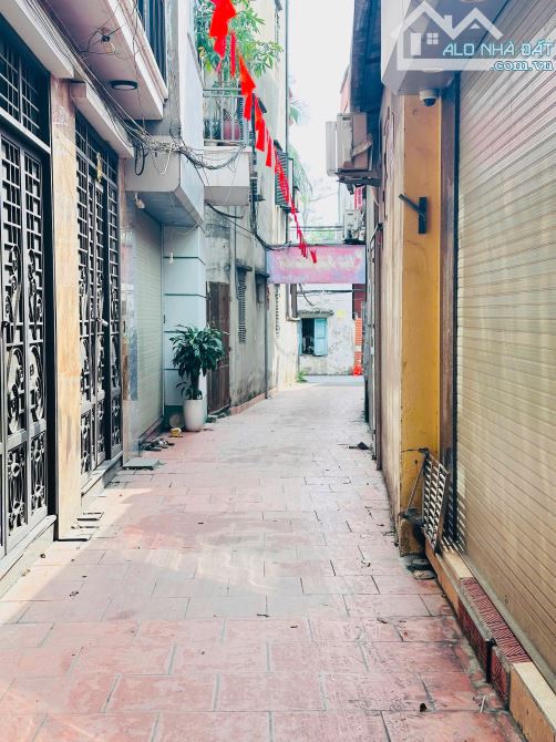 Bán Căn Hộ Cho Thuê Tại Văn Quán Hà Đông Taxi lùi cửa 50m2 x 7 tầng Giá Dtu - 2