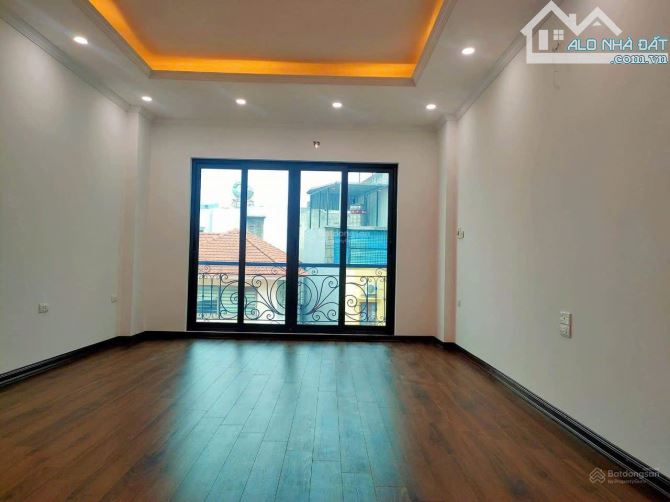 BÁN NHÀ NHẬT TẢO - AN DƯƠNG VƯƠNG - 60M - 6 TẦNG - THANG MÁY - 2 THOÁNG - 2