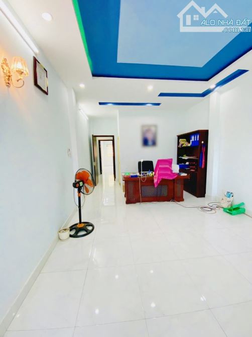 CHỦ CẦN TIỀN BÁN GẤP – NHÀ 4 TẦNG NGAY CHỢ AN NHƠN 68M2 – HXH 5M – 8 TỶ NHỈNH - 2