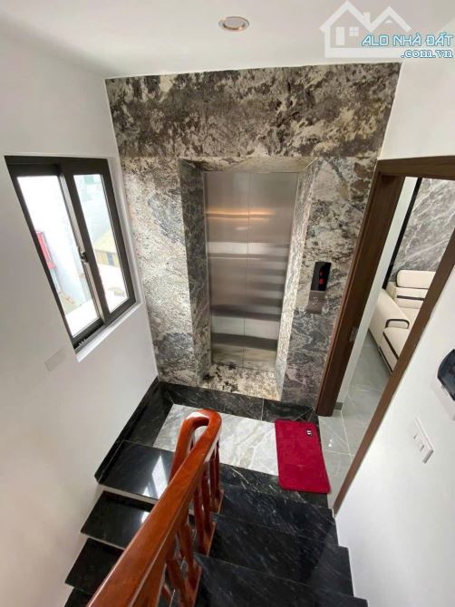 BÁN NHÀ HỒNG TIẾN 42M2, 6 TẦNG THANG MÁY, NGÕ THÔNG, GẦN CẦU CHƯƠNG DƯƠNG - 2