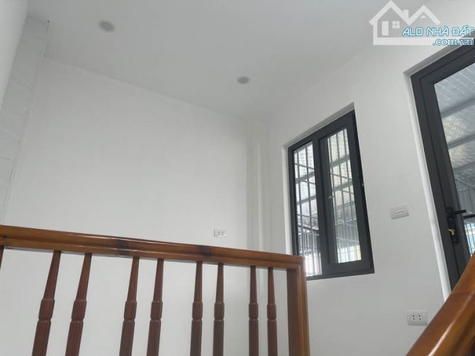 🏠Hàng hiếm chỉ hơn 4 tỷ sở hữu ngày căn nhà đẹp tại  Nguyễn Văn Linh, Long Biên, Hà nội - - 2