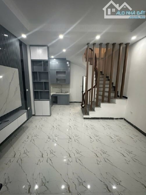 BÁN NHÀ TRƯƠNG ĐỊNH - KĐT NAM ĐÔ 32M2 MẶT TIỀN 5M - GẦN OTO - 2