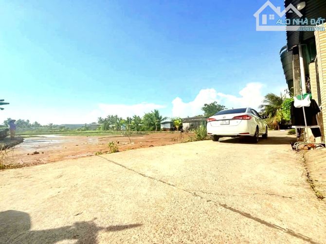 Chỉ 1.3 tỷ sở hữu 1486m2 đất có 235m2 thổ đường xe tải - 2