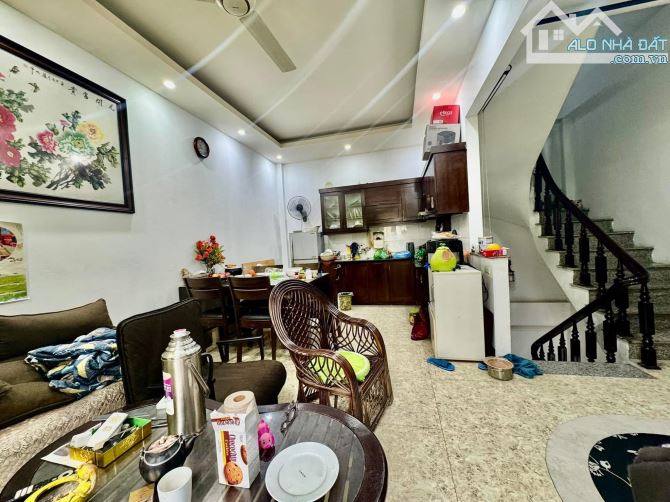 Bán nhà trần kim xuyến ngõ ô tô 65m2 giá đầu tư 18 tỷ - 2