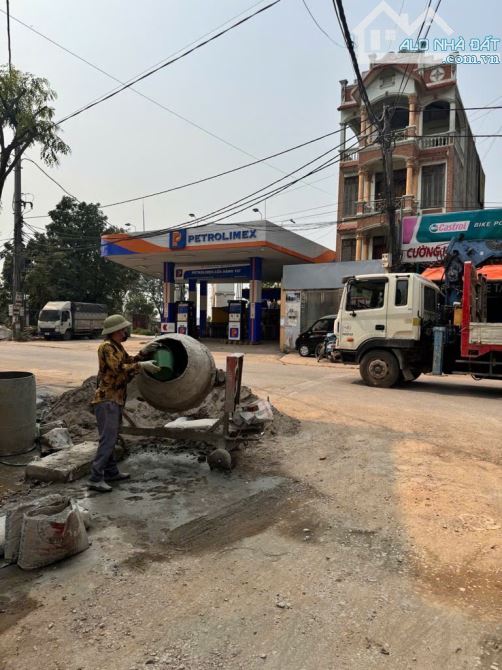 Hoa hậu khu vực, cần bán đất Thụy Lâm Đông Anh, đường 10m, hàng xóm giàu có, giá 4 tỷ 9 - 2