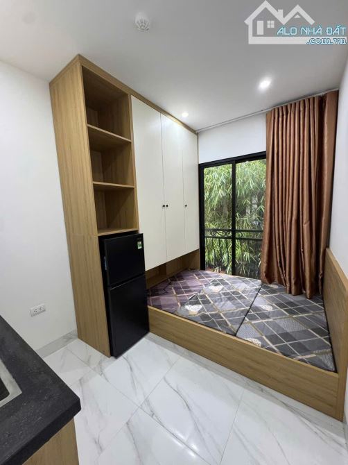 BÁN NHANH TOÀ CCMN PHỐ LÊ DUẨN - ĐỐNG ĐA, DÒNG TIỀN TRÊN 1 TỶ/ NĂM., VÀI BƯỚC RA TỚI HỒ. - 2