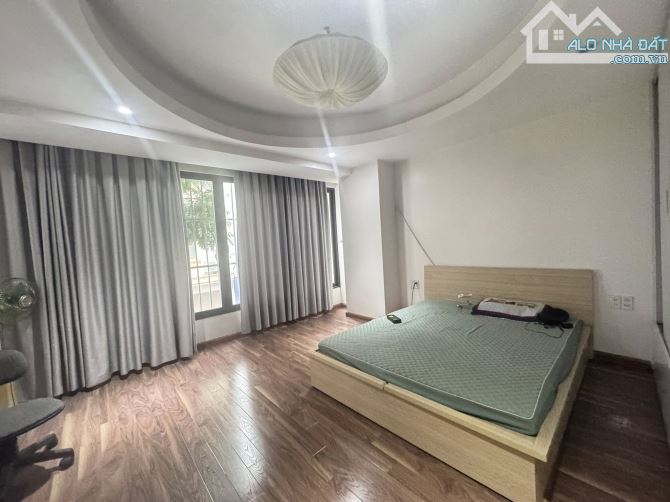 Nhà mặt phố Nguyễn Văn Hưởng, 2 mặt đường ô tô tránh, kinh doanh, 155m, 5T, MT 7m giá 36tỷ - 2