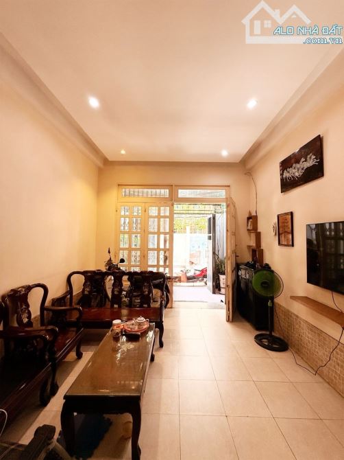 HẺM XE TẢI thông 58m2 nhà 4 tầng Tô Hiến Thành Quận 10 - 2