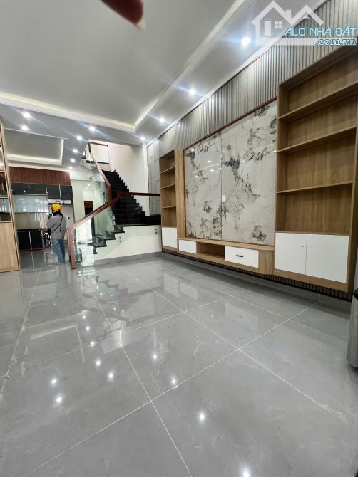 ❇️❇️CĂN NHÀ MÊ VIP MẶT TIỀN ĐẶNG TRẦN CÔN - P. TRÀ BÁ - 3