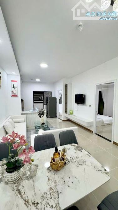 📣📣 CĂN HỘ KHU THƯƠNG MẠI BELLEZA QUẬN 7 .CĂN GÓC . ✅DT : 88m2,2Pn,2wc .giá:3,65ty - 4