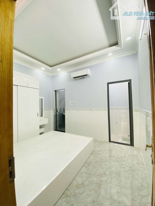 Bán căn nhà HẺM 6m,36m2 với 2 tầng lầu đường huỳnh tấn phát nhà bè giá chỉ 3,4ty. - 3