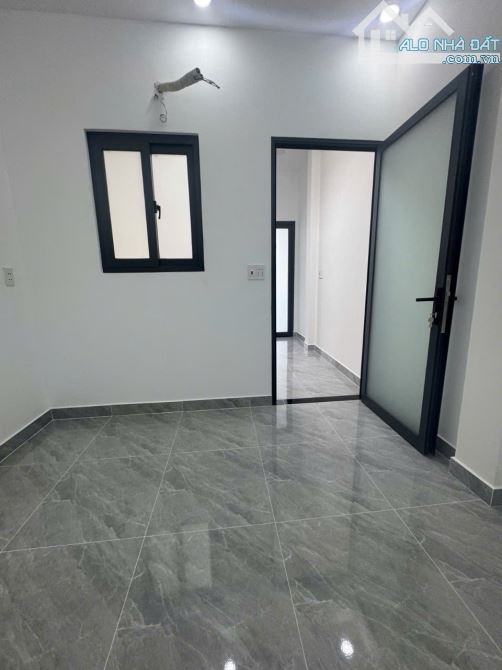 Bình Tân, Mặt tiền kinh doanh,, nhà mới đẹp 3 tầng,  56m2. Giá rẻ - 3