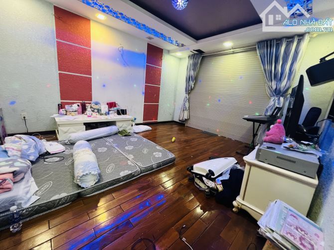 VIP!CẦN BÁN BIỆT THỰ ĐẲNG CẤP -GÓC 2 MẶT TIỀN NGUYỄN SƠN,TÂN PHÚ- 125,4M2 NGANG KHỦNG 11M - 2