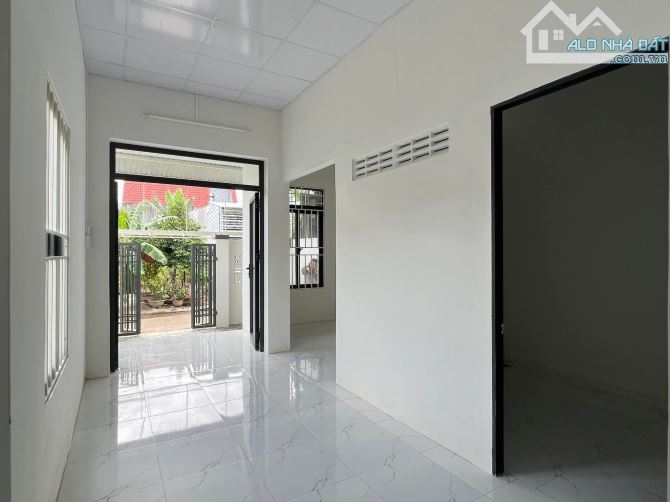 Chủ cần ra gấp căn nhà cấp 4, SHR, Xã Tân Phú Trung, Giá 950 Triệu. - 3