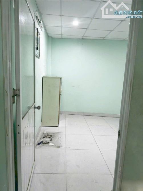 Bán Nhà hẻm 769 Phạm Thế hiển- 39.5m/2- 3.5m x 11.57m2- 2 Lầu +3PN -2WC - F4 Q8 - 3